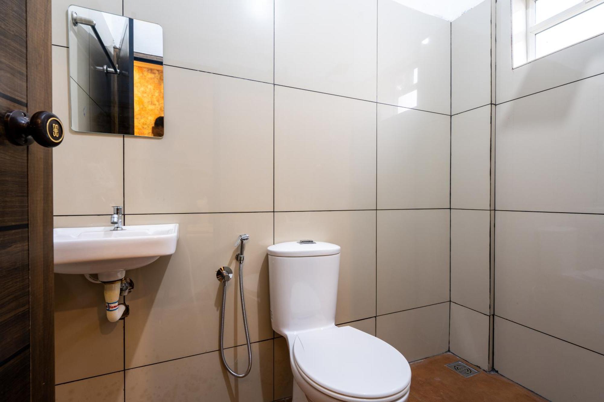 Yaad Residency Hotel Kochi Ngoại thất bức ảnh